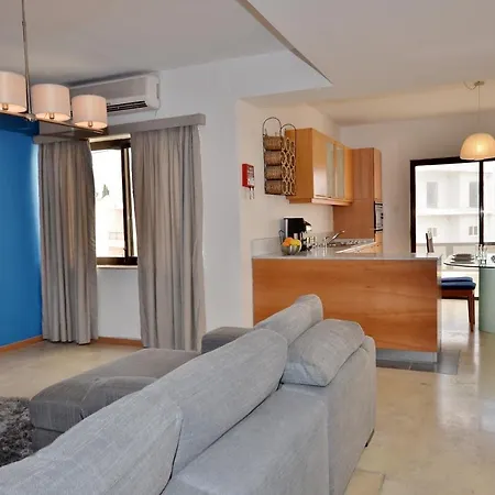 City Living Tk 3 Rm 3 بيت ضيافة 3*